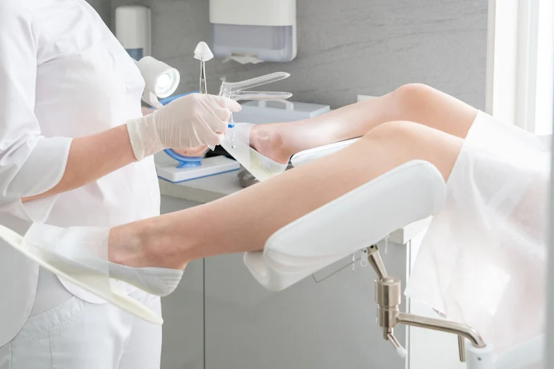 Đi khám phụ khoa khi có dấu hiệu bất thường